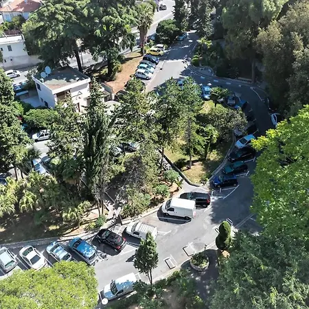 Nissalabella דירה *